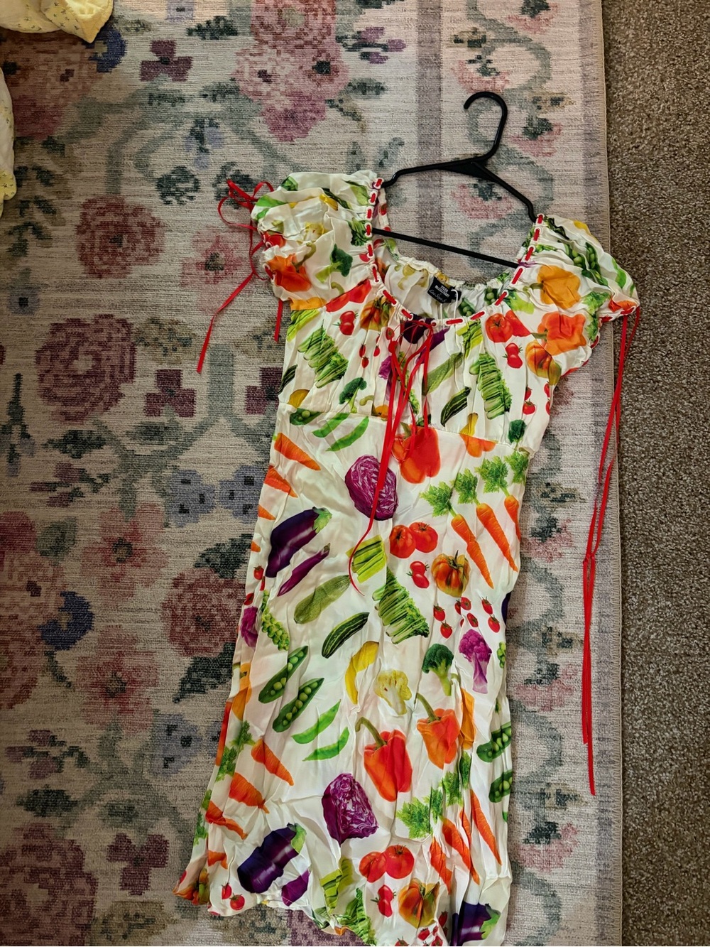 Tyler McGillivary x Lisa Says Gah Farmers Market Dress - Picture 2 of 4